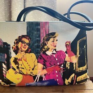 Stylish Women's Bueno Toteables Wearable Art Shoulder Bag